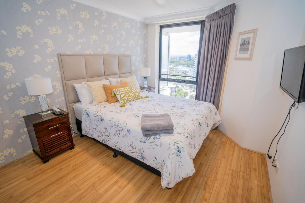 Large Surfers Paradise Apartment With Fantastic Views Gold Coast Exterior foto