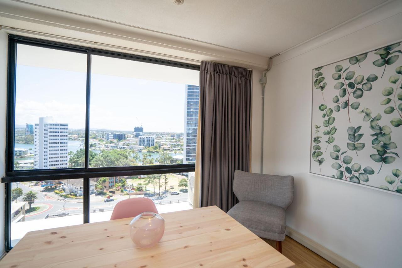 Large Surfers Paradise Apartment With Fantastic Views Gold Coast Exterior foto